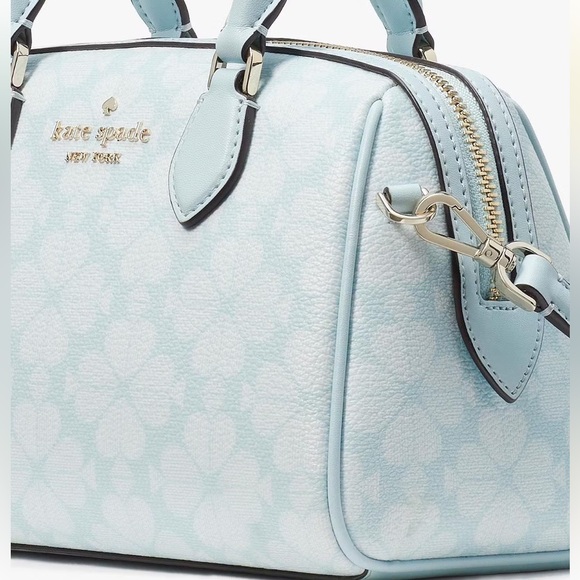 🔥🔥BUY NOW to win Louis Vuitton wallet OR Kate ♠️ bundle. (Value: $525) - Picture 13 of 17